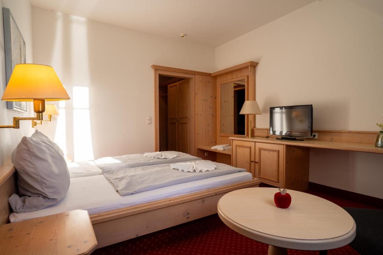 Deutenhof Hotel, Restaurant & Veranstaltung Bad Abbach Dış mekan fotoğraf